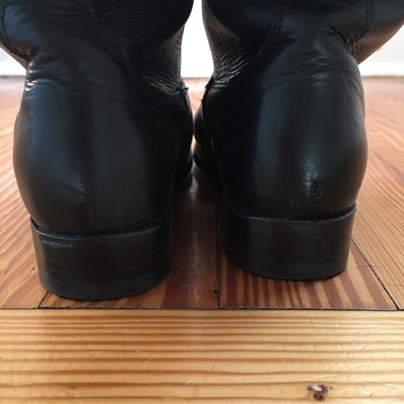 Boots - Picture 5 of 6